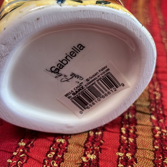 Gabriella, Bella Casa Collection, designed by Susan Paley, sold by Ganz. Vintage - Picture 3 of 5